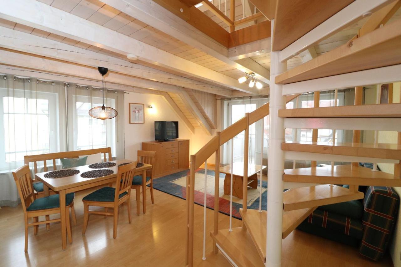 Gaestehaus Maeder Am Hafen Ульдінген-Мюльгофен Екстер'єр фото